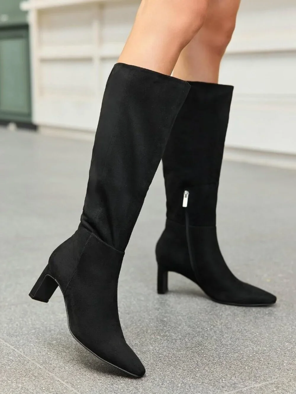 Women's Black Closed Pointed Toe Chunky Heel Side Zipper Dress Knee High Boots